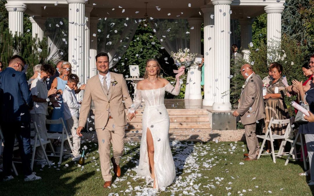 Többnapos esküvő a Le Til Kúriában