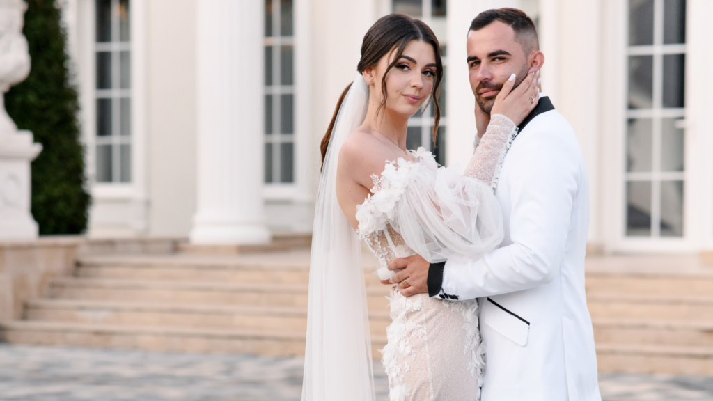 Fedezd fel, miért vált a fátyol az esküvő szimbólumává, és hogyan választhatod ki a legmegfelelőbb kiegészítőt a Nagy Napra! - Le Til Kúria