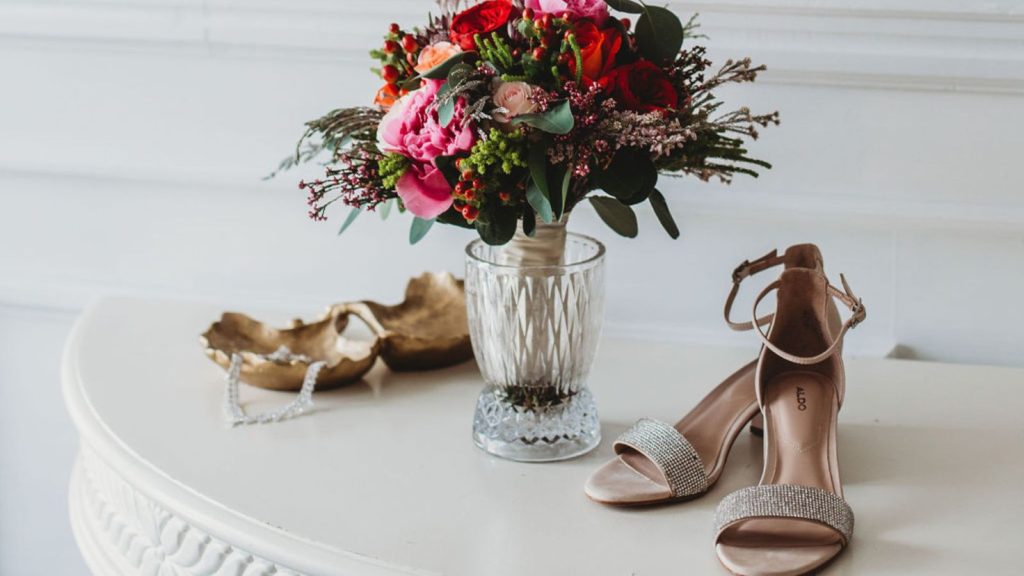 Fedezd fel a Le Til Kúria teljeskörű esküvőszervezés élményét, ahol a barokk elegancia, a modern luxus és a személyre szabott gondoskodás találkozik, hogy a nagy napotok minden részlete pontosan olyan legyen, amilyennek megálmodtátok! - Le Til Kúria