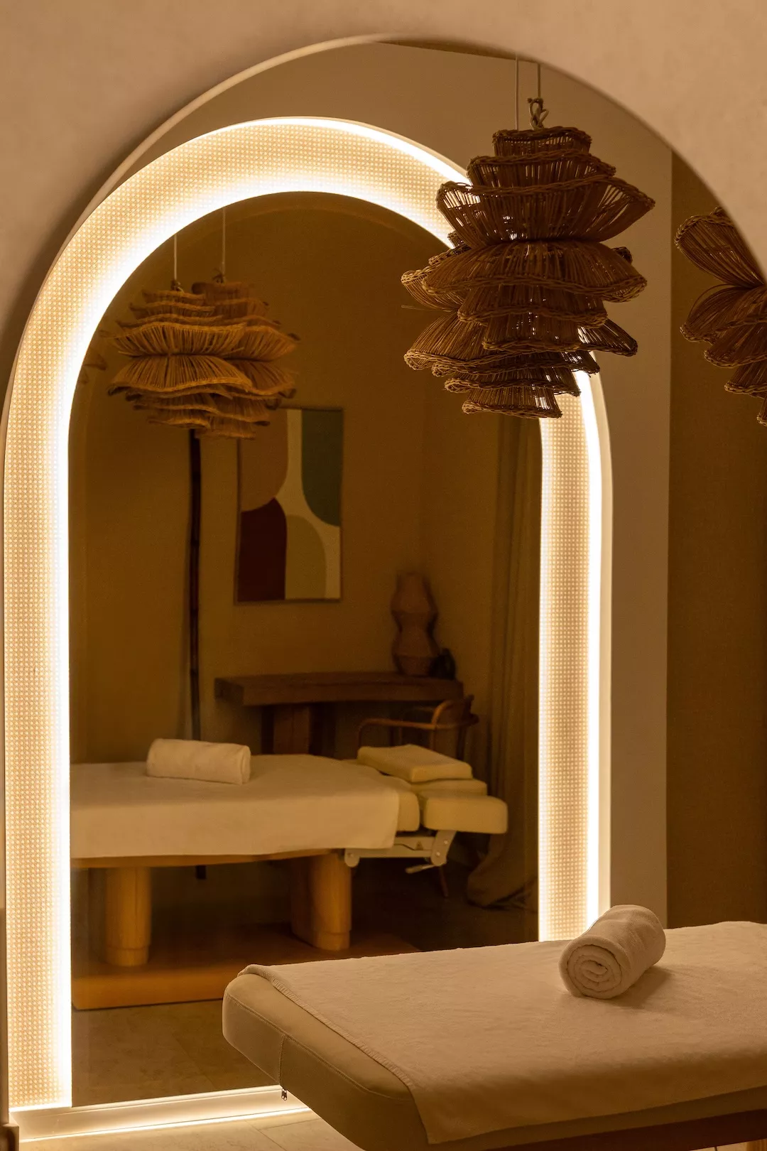 Add át magad a pihenés és kényeztetés legmagasabb szintjének a Le Til Kúria Spa részlegén. Itt a teljes kikapcsolódás minden feltétele adott - Le Til Kúria