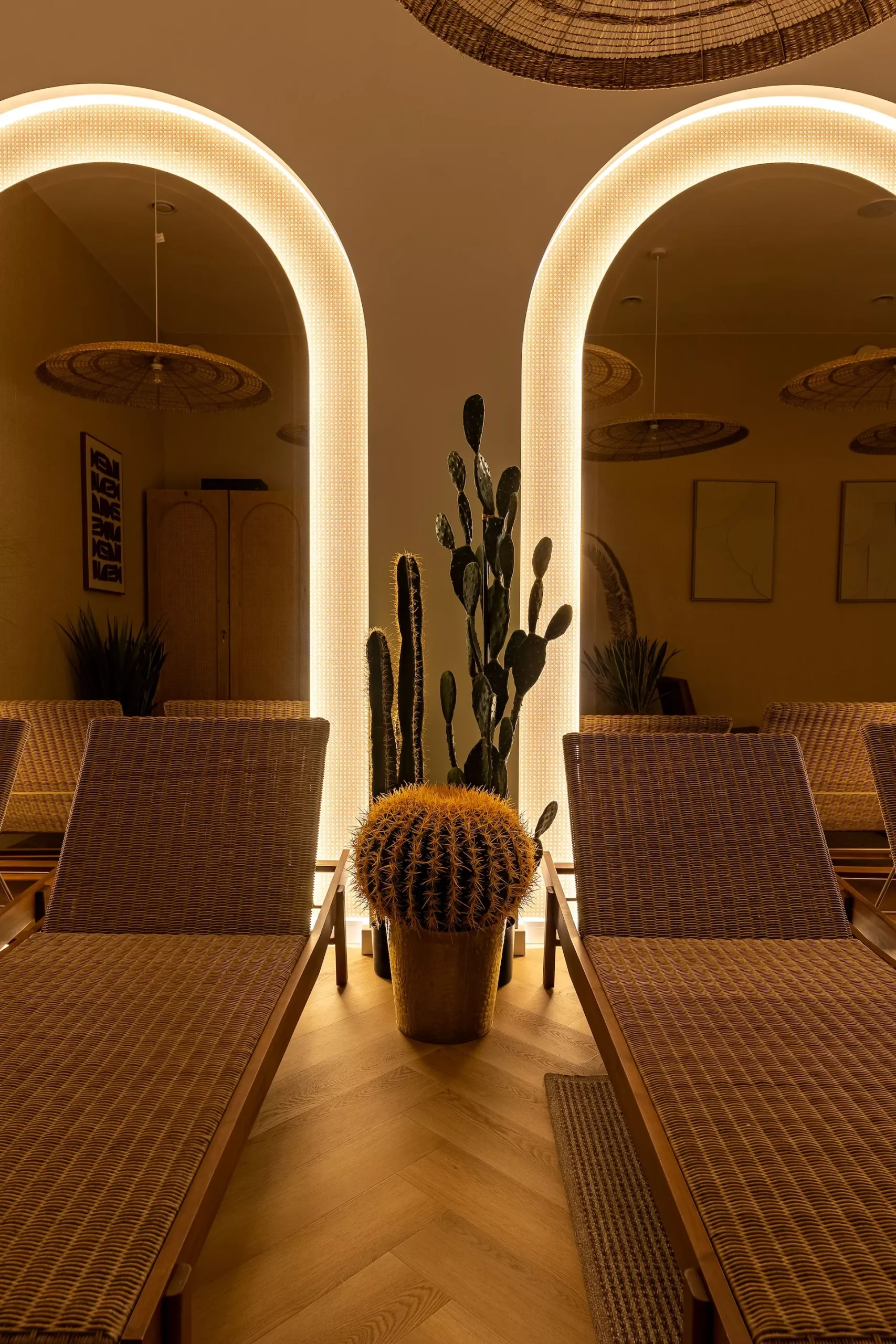 Add át magad a pihenés és kényeztetés legmagasabb szintjének a Le Til Kúria Spa részlegén. Itt a teljes kikapcsolódás minden feltétele adott - Le Til Kúria